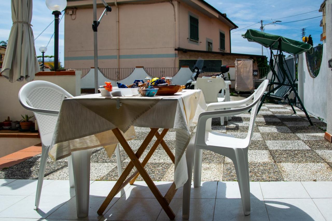 Bed and Breakfast Profumo Di Mare Free Private Parking Included Sanremo Exterior foto