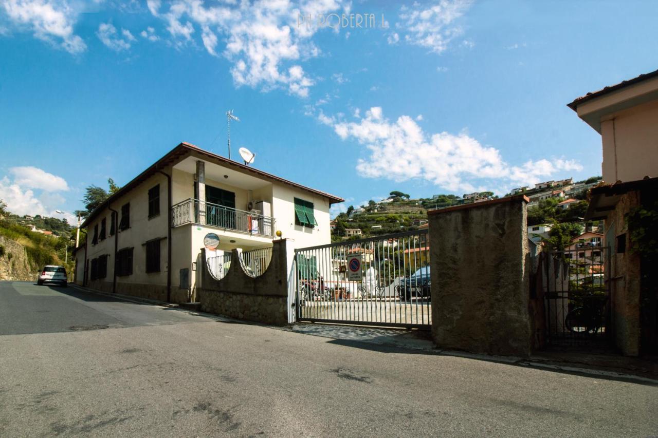 Bed and Breakfast Profumo Di Mare Free Private Parking Included Sanremo Exterior foto