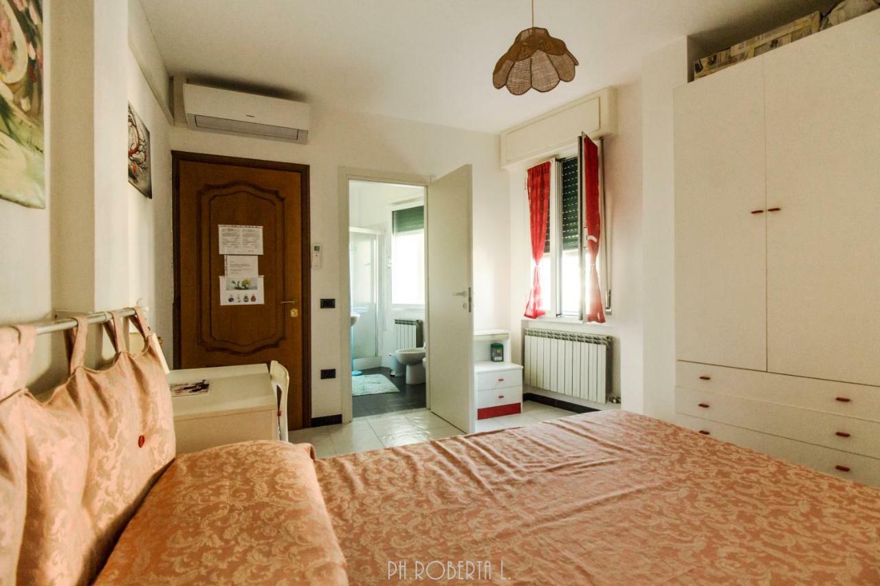 Bed and Breakfast Profumo Di Mare Free Private Parking Included Sanremo Exterior foto